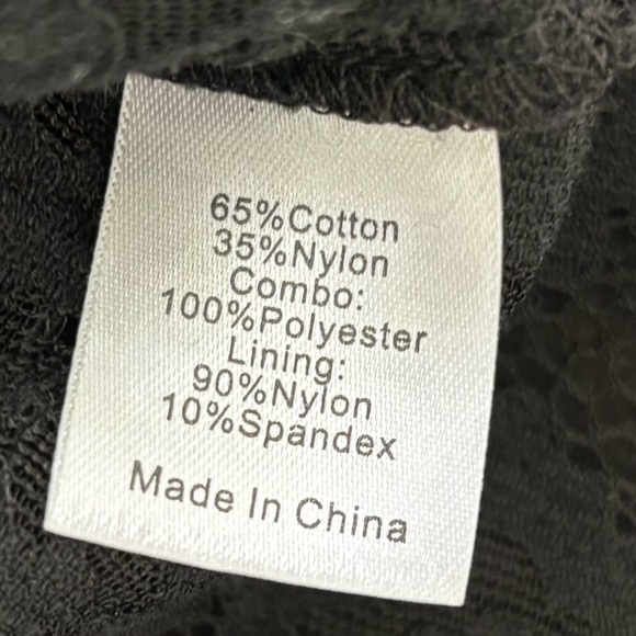 TUCKERNUCK MYLA Elegant Black Lace Women's Top Size XXS Chic Modern Feminine - Picture 6 of 9